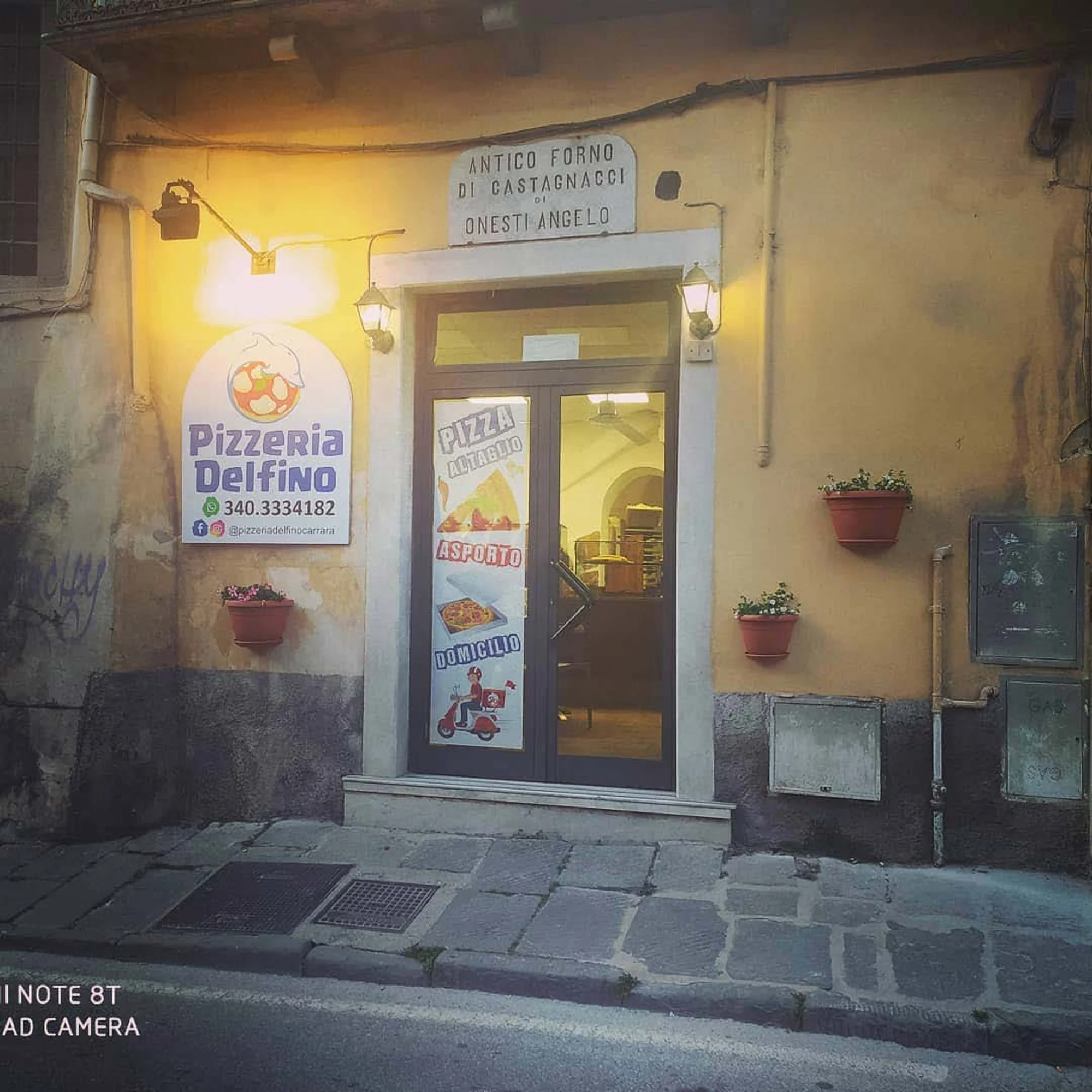 Pizzeria Delfino - Esther Fago